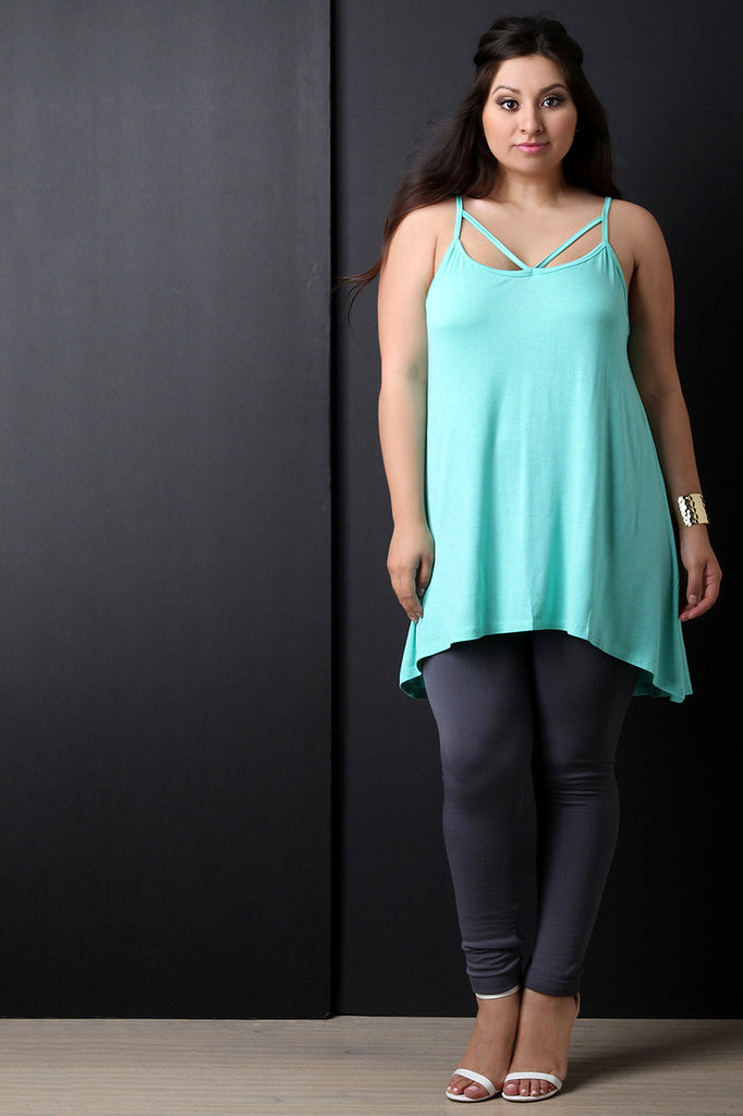 Solid Scoop Neck V-Strap Tunic Top